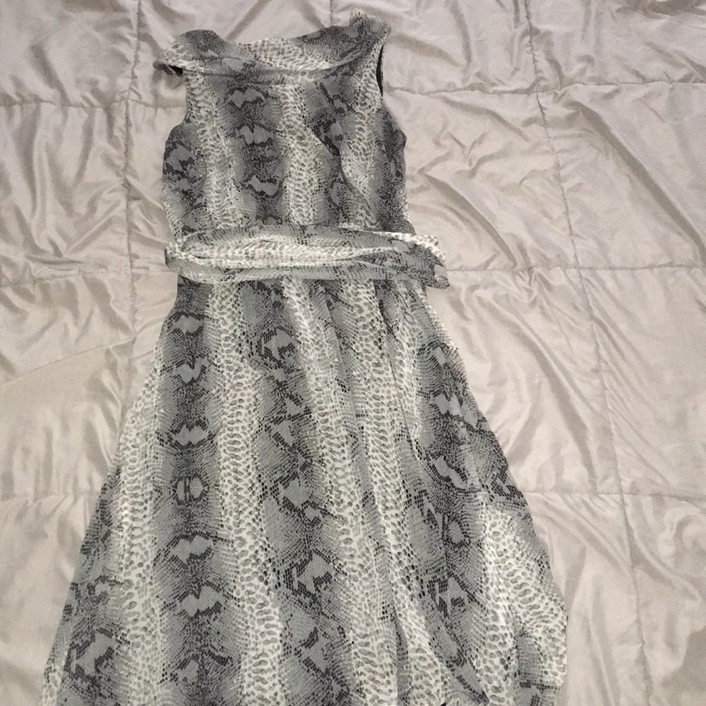 Snake skin colored maxi dress